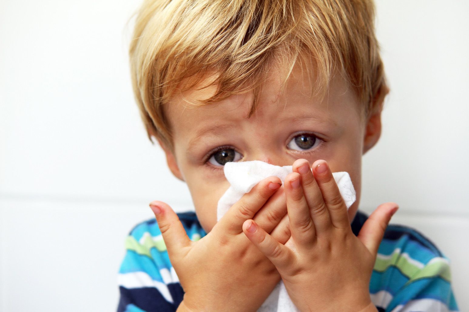 Adenovirusinfektion: orsaker, symtom och behandling